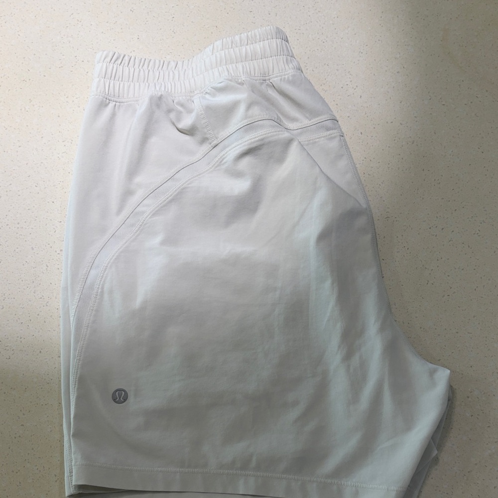 lululemon athletica Men's Light Gray Athletic Shorts